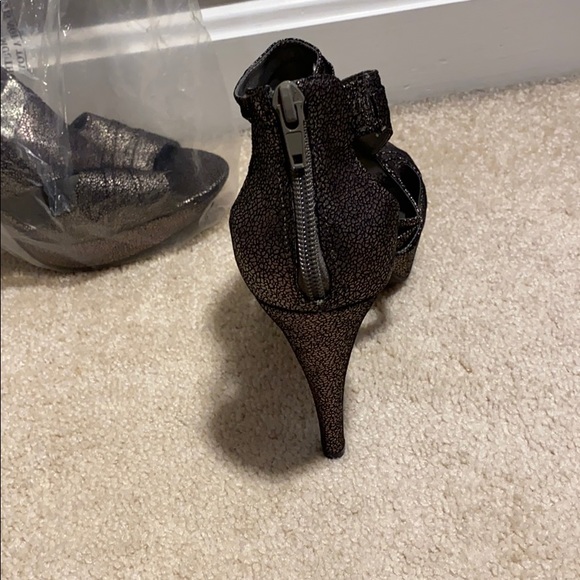 Guess stilettos - Picture 3 of 3